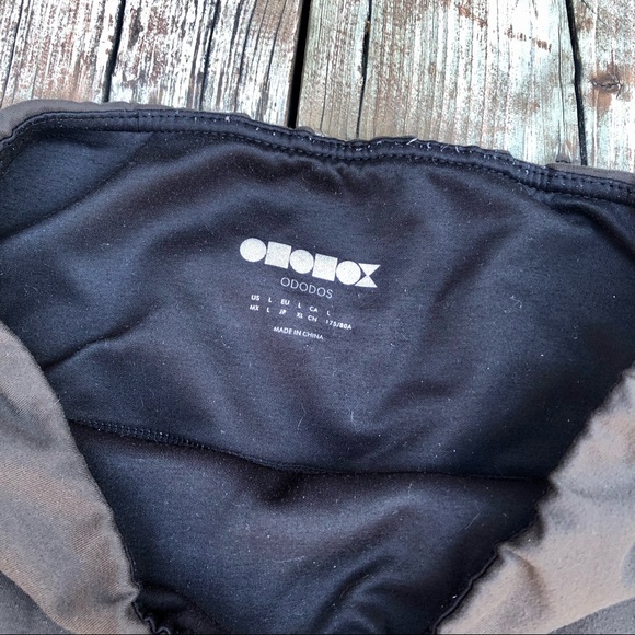 Ododos Leggings - With Pockets! - Picture 3 of 10